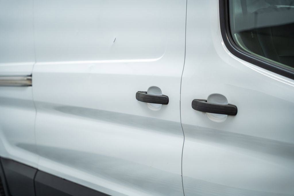 Used 2020 Ford Transit 250 Medium Roof AWD image 15