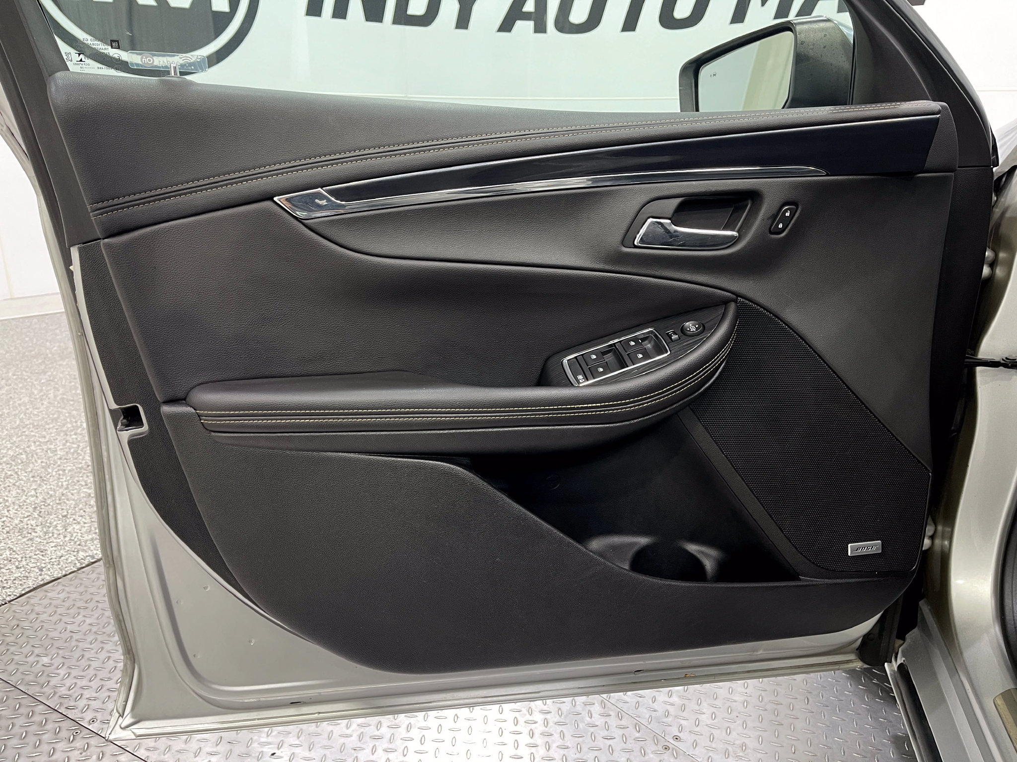 Used 2019 Chevrolet Impala Premier FWD image 14