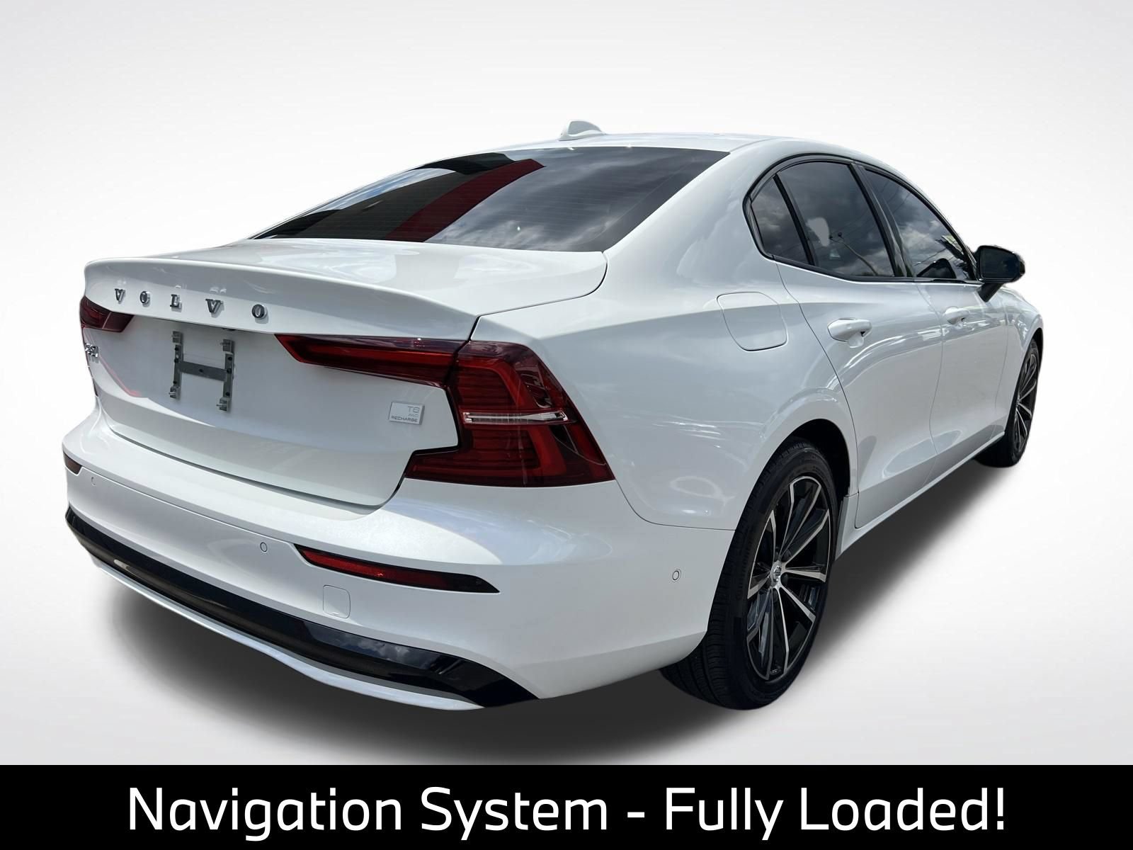 Used 2023 Volvo S60 T8 Plus AWD/4WD image 10