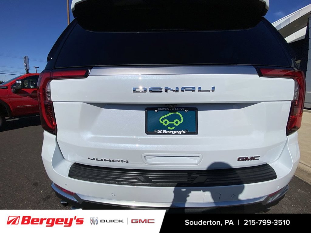 Certified 2026 GMC Yukon Denali w/ Sun & Power Step Package AWD/4WD image 35