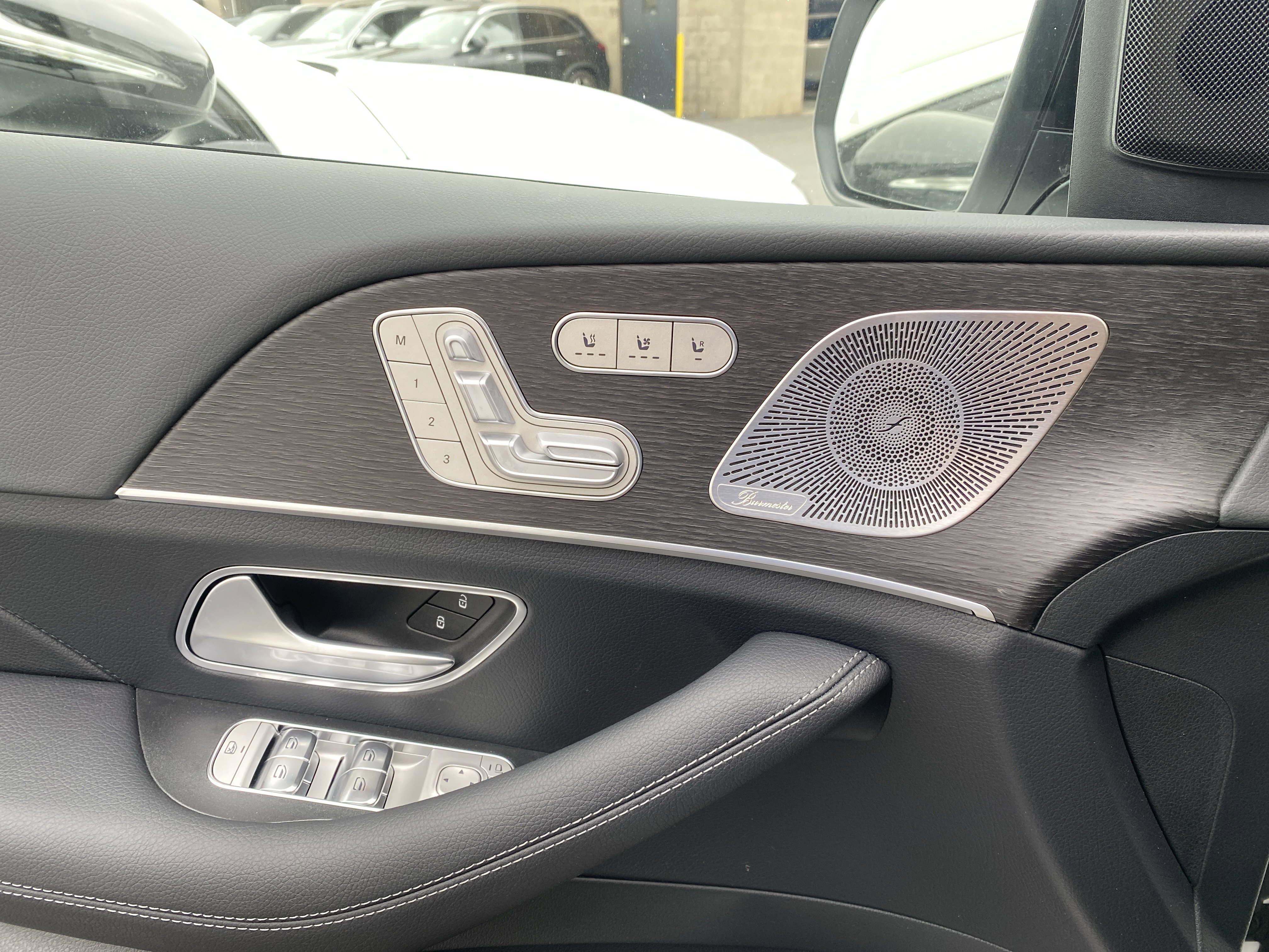 New 2026 Mercedes-Benz GLS 450 4MATIC image 29