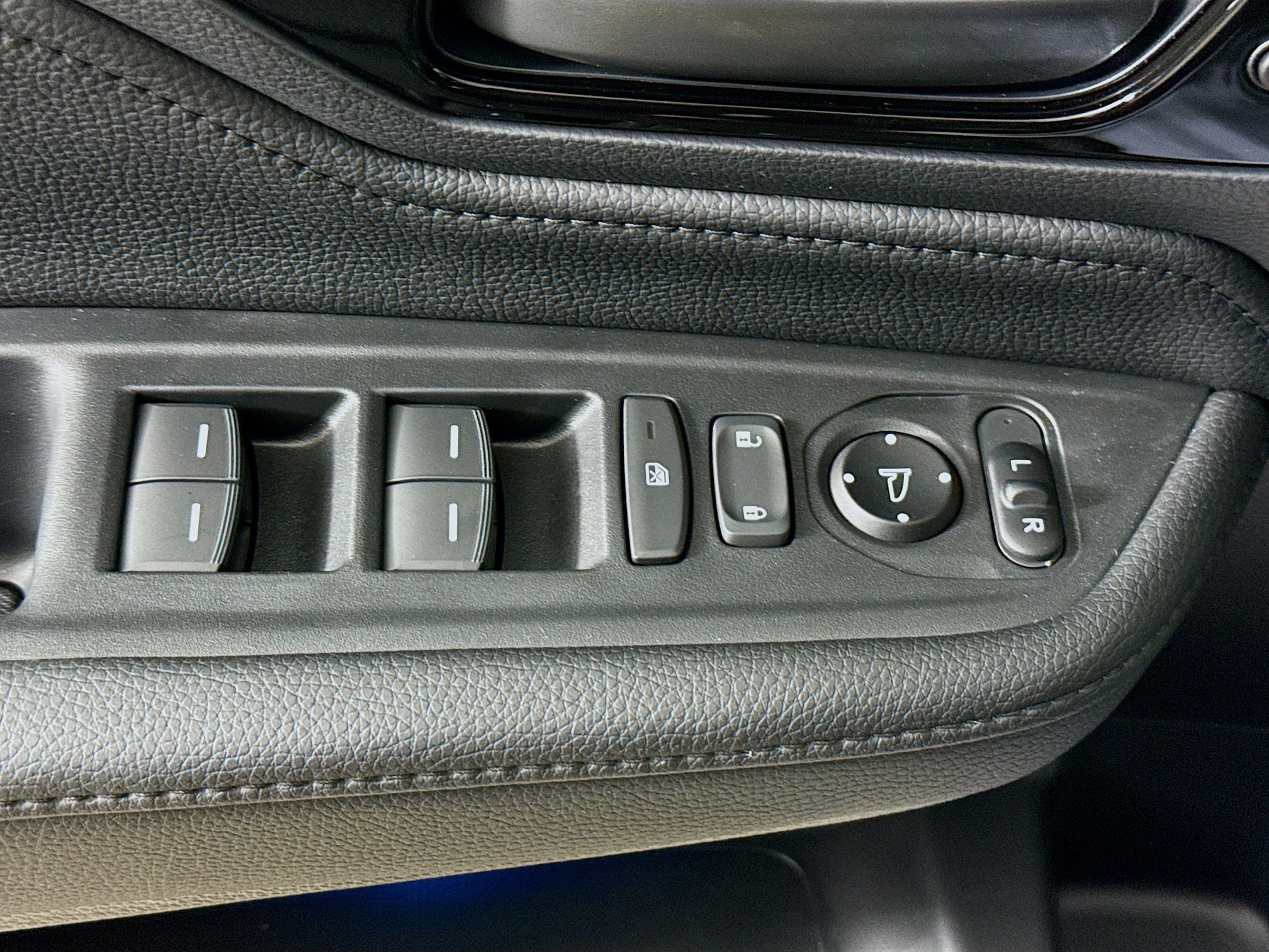 New 2026 Honda Odyssey Touring image 21
