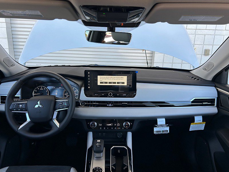 New 2026 Mitsubishi Outlander SE FWD image 23