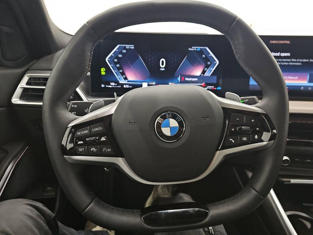 Certified 2025 BMW 330i xDrive Sedan image 5