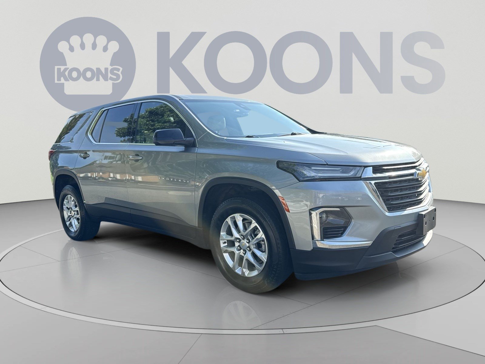 Used 2023 Chevrolet Traverse LS FWD image 8