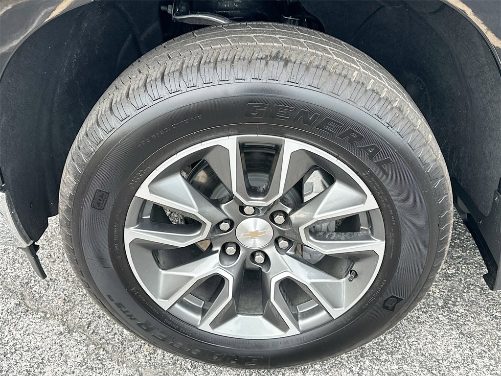 Used 2025 Chevrolet Silverado 1500 LT w/ All Star Edition Plus image 31