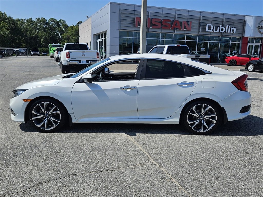 Used 2019 Honda Civic Touring image 2
