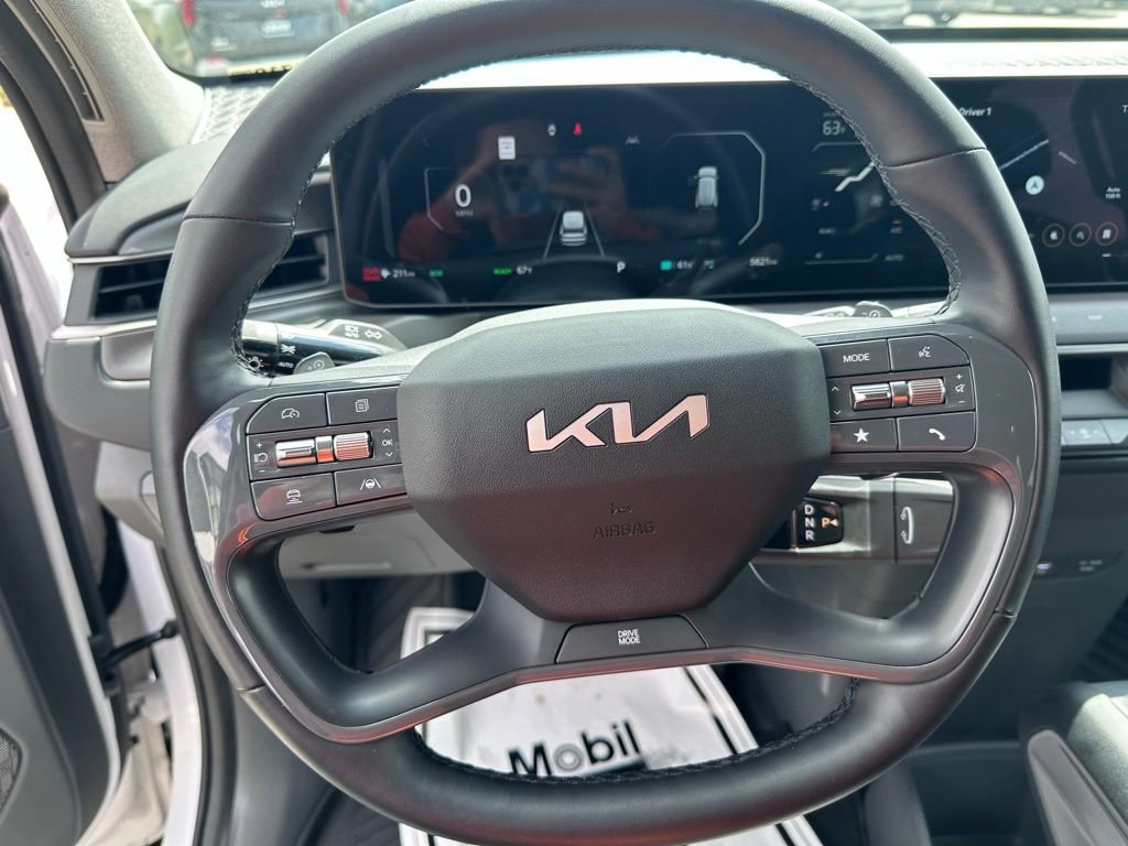 New 2026 Kia EV9 Light RWD image 13