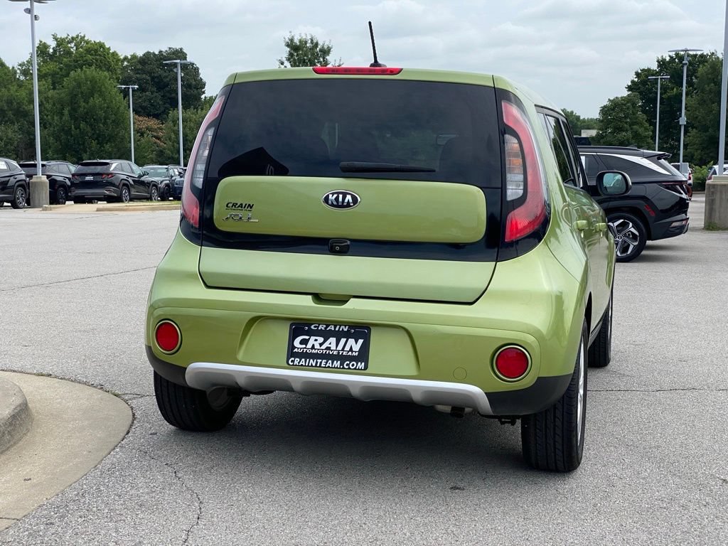 Used 2018 Kia Soul + FWD image 8
