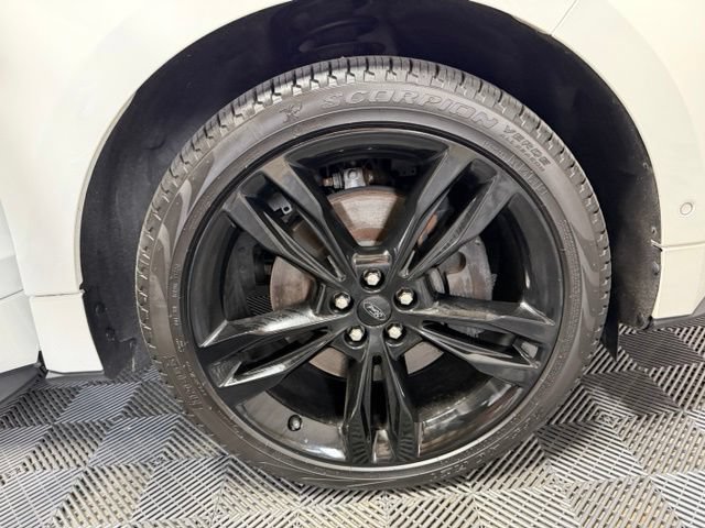 Used 2022 Ford Edge ST w/ Equipment Group 401A AWD/4WD image 45
