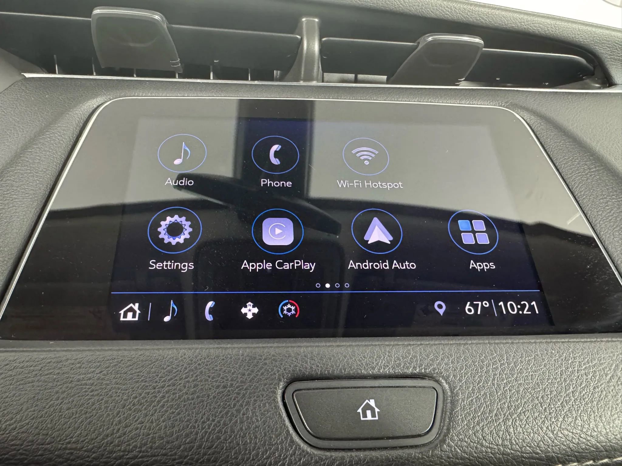 Used 2019 Cadillac XT4 Luxury w/ Cold Weather Package image 20