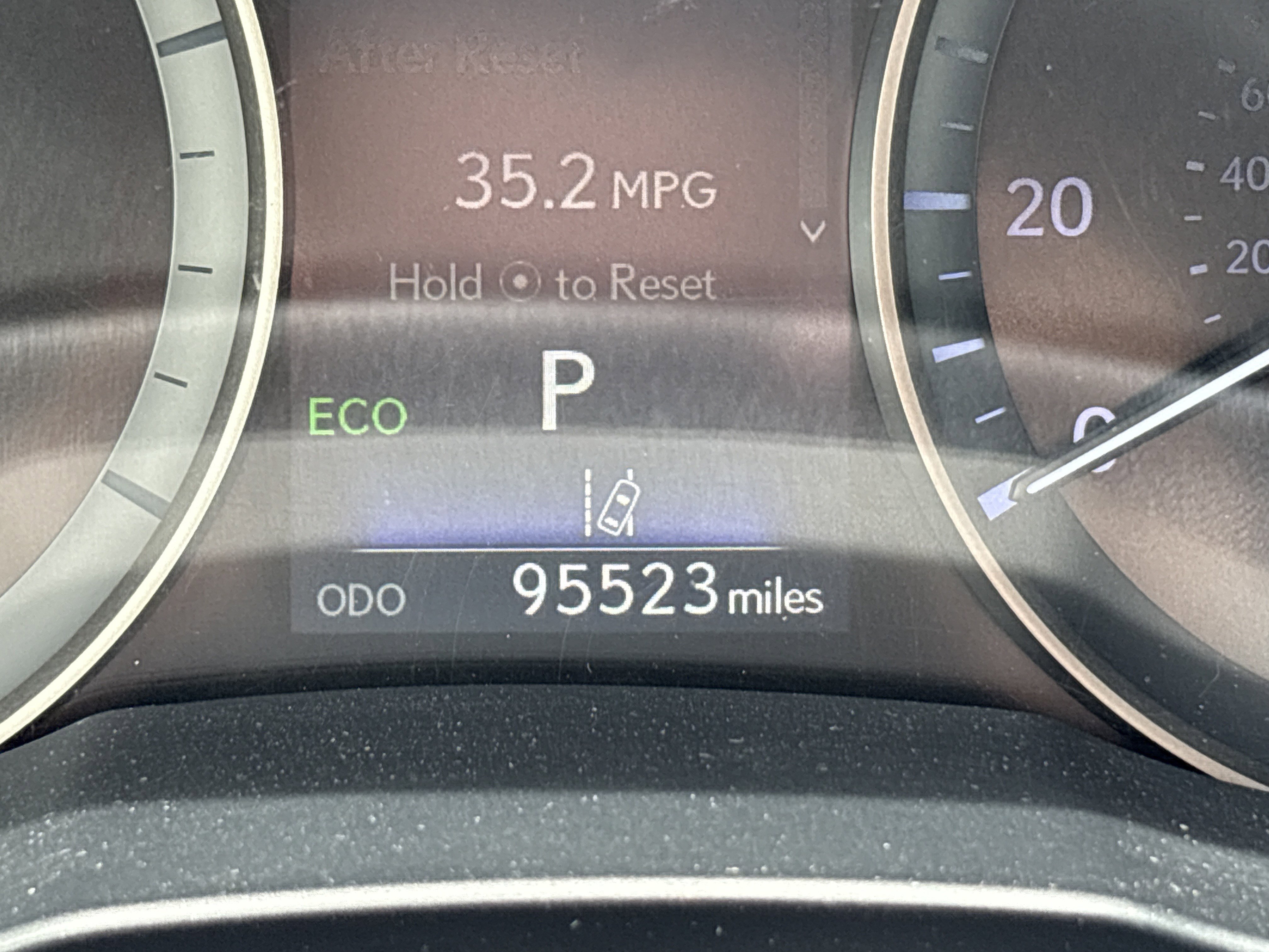 Used 2017 Lexus ES 300h w/ Luxury Package FWD image 16