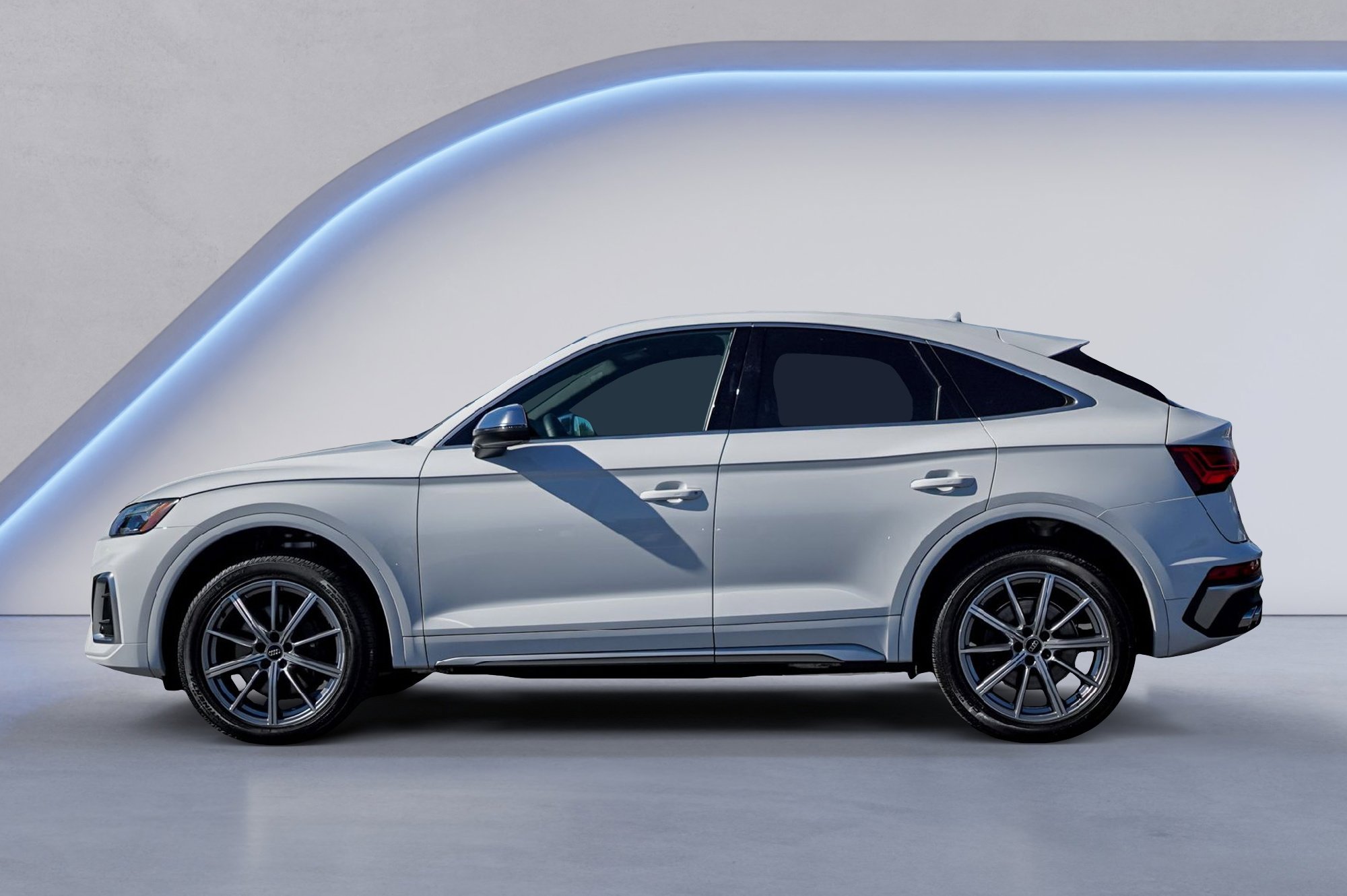 Certified 2024 Audi SQ5 Premium Plus w/ Premium Plus Package image 5