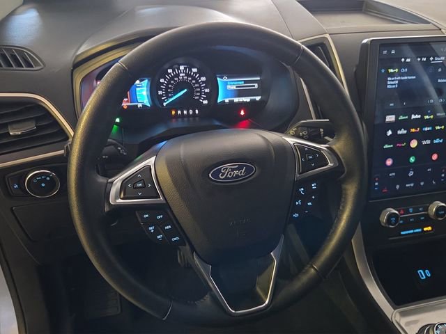 Used 2024 Ford Edge SEL AWD/4WD image 16
