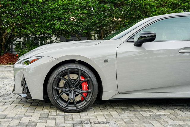 Used 2025 Lexus IS 500 w/ F-Sport Performance RWD image 4