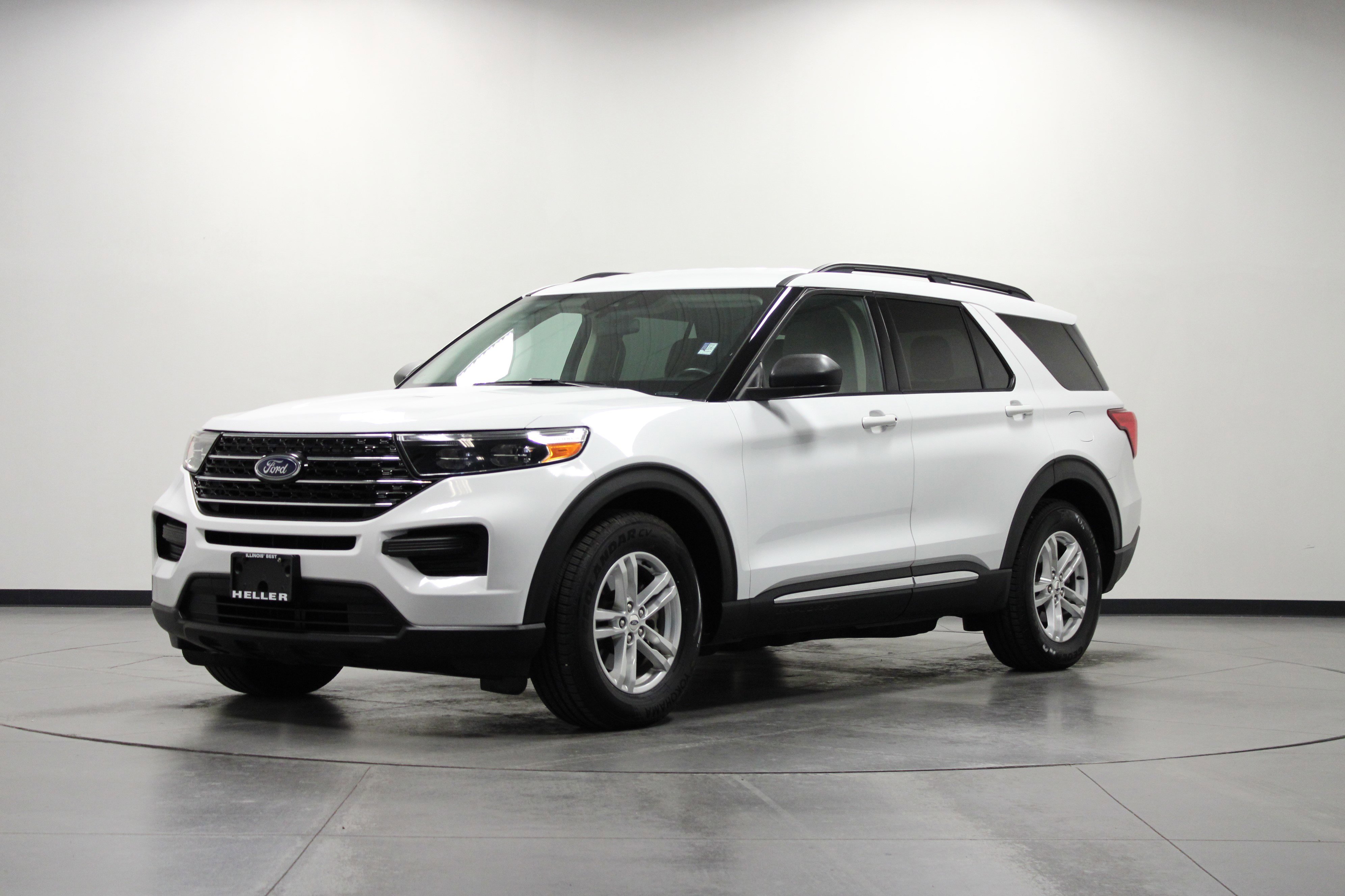 Used 2020 Ford Explorer XLT image 8