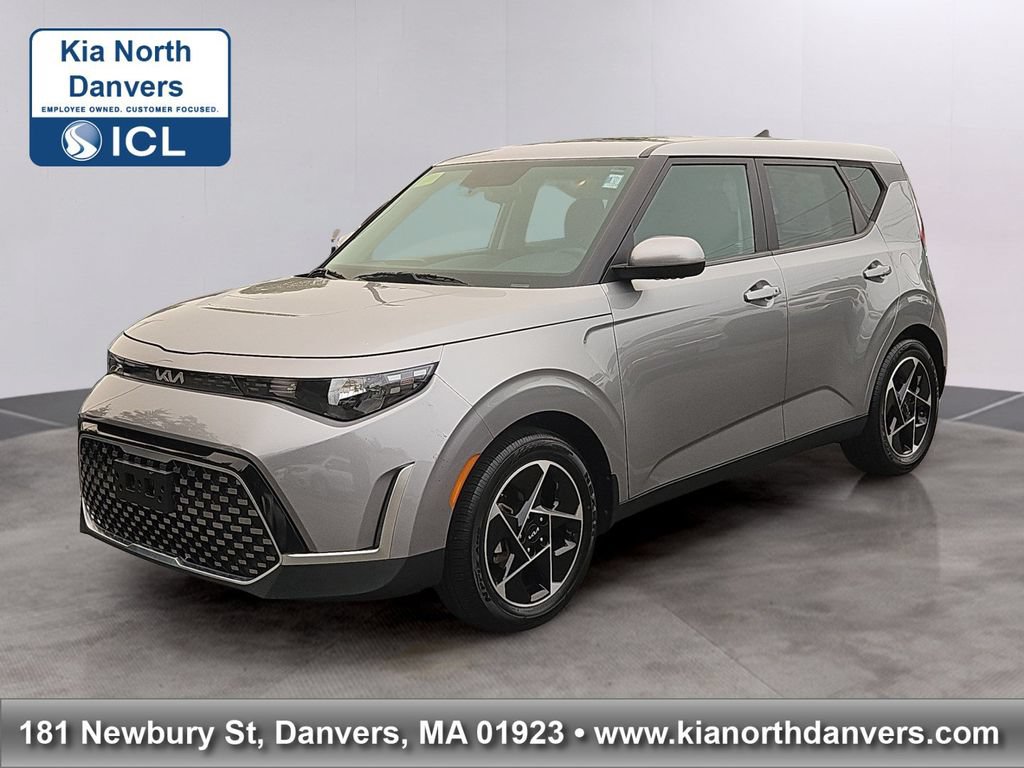 Certified 2023 Kia Soul EX FWD image 1