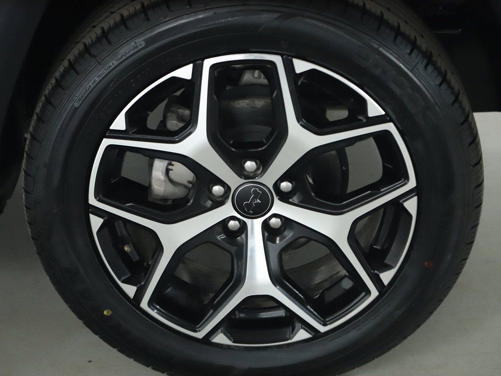 Used 2025 Jeep Compass Limited image 39