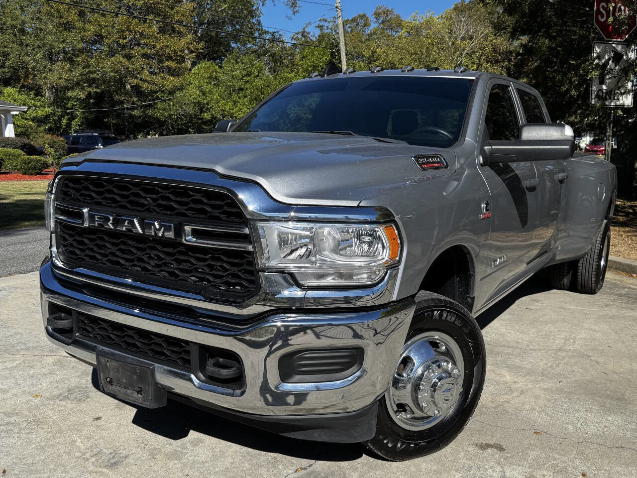 Used 2022 RAM 3500 Tradesman video 1