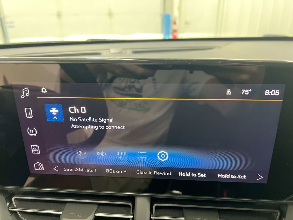 Used 2025 Chevrolet Trax ACTIV w/ Driver Confidence Package FWD image 13