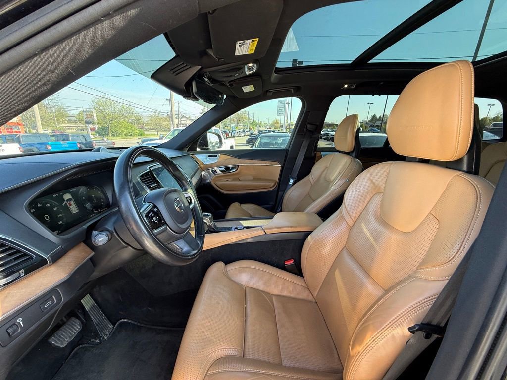 Used 2018 Volvo XC90 T6 Inscription w/ Convenience Package image 12