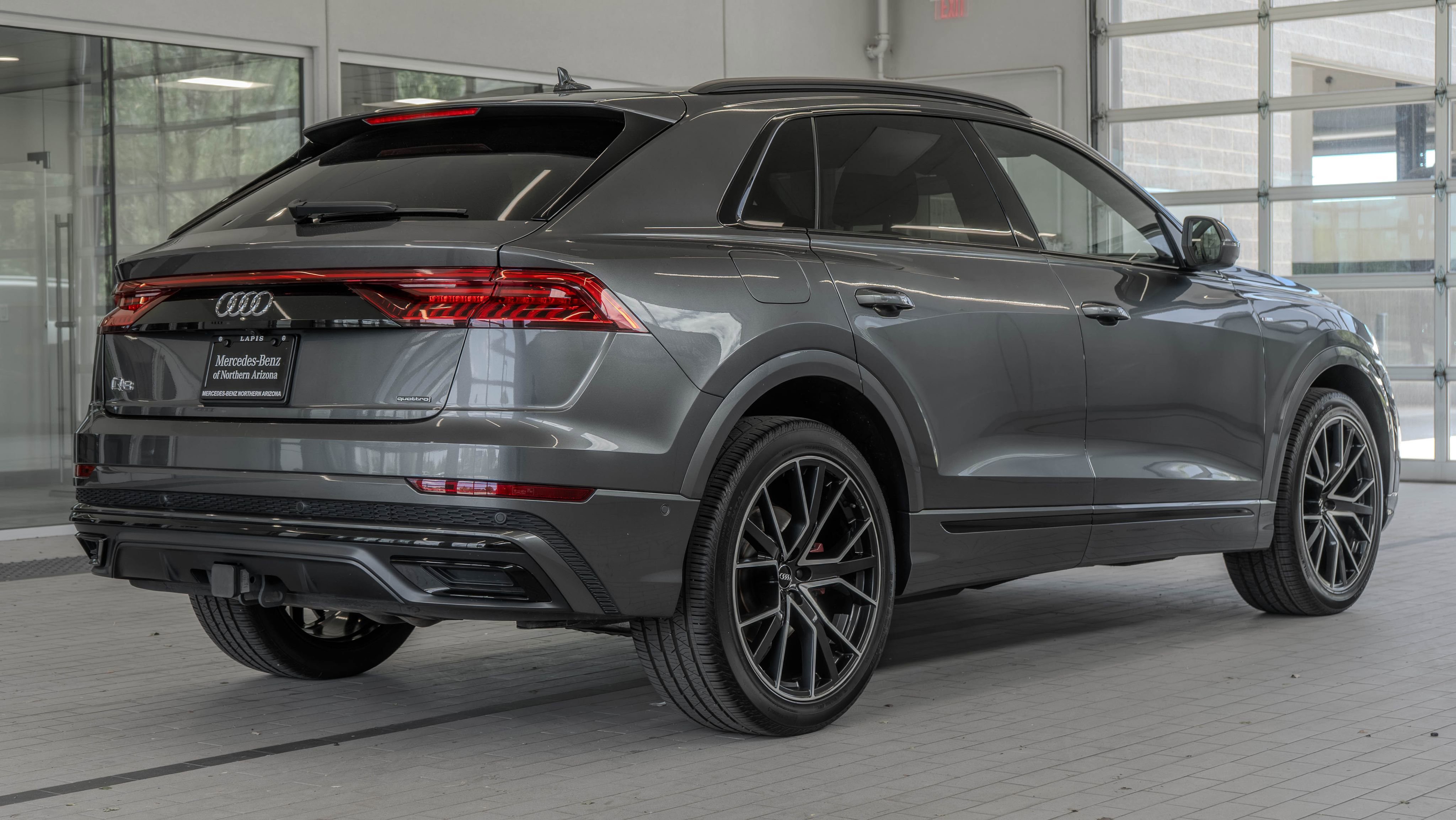 Used 2020 Audi Q8 Premium Plus AWD/4WD image 28