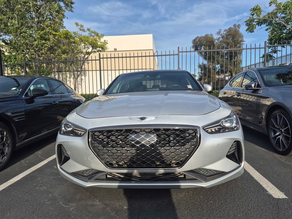 Used 2019 Genesis G70 3.3T Advanced w/ Sport Package RWD image 2