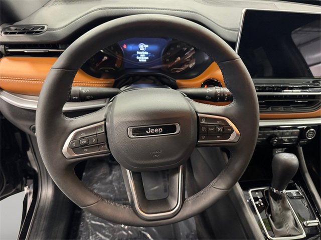 Used 2024 Jeep Compass Limited image 12