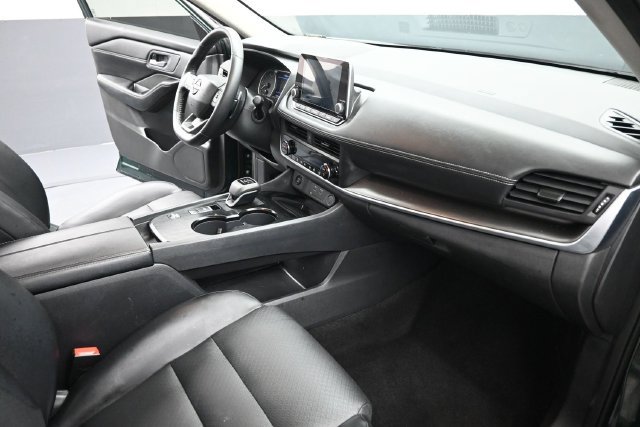 Used 2026 Nissan Rogue Dark Armor FWD image 29