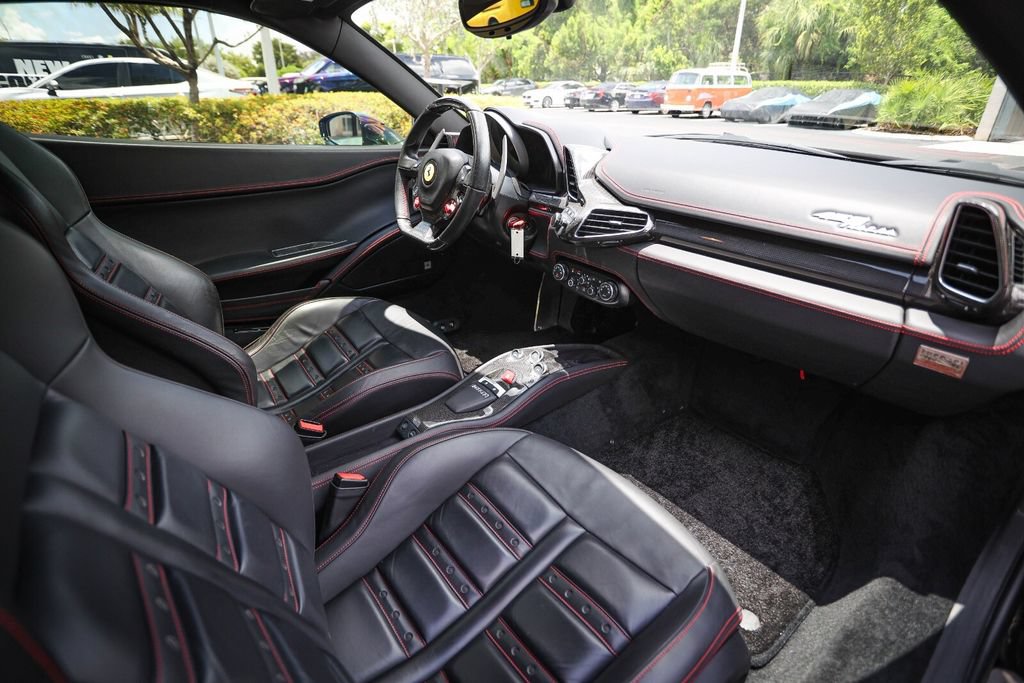 Certified 2011 Ferrari 458 Italia Coupe RWD image 44