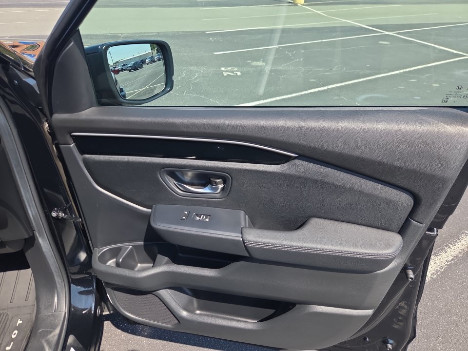 Used 2026 Honda Pilot EX-L image 31