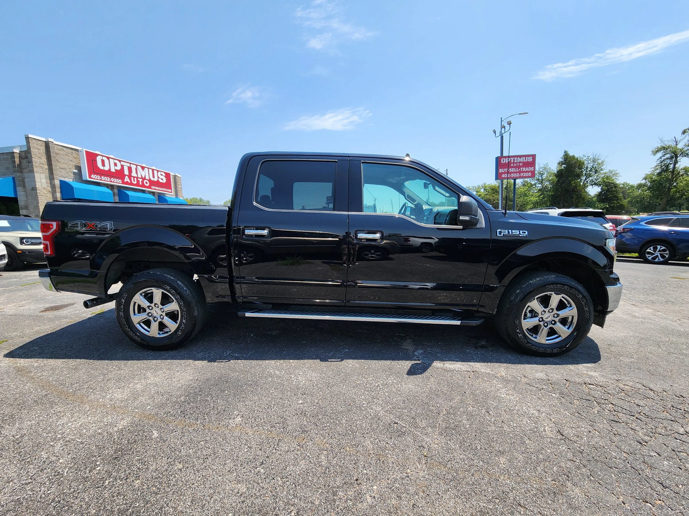 Used 2020 Ford F150 XLT w/ Equipment Group 302A Luxury AWD/4WD image 8