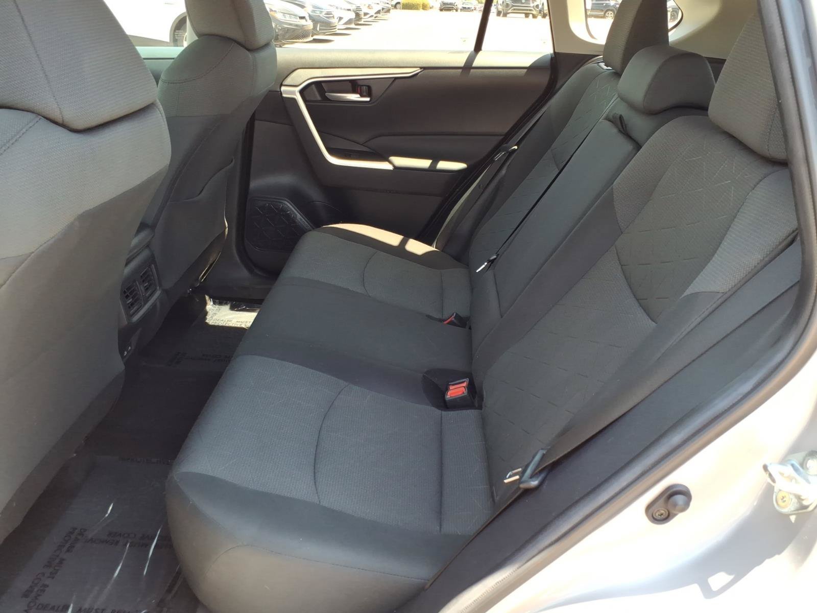 Used 2023 Toyota RAV4 XLE FWD image 22