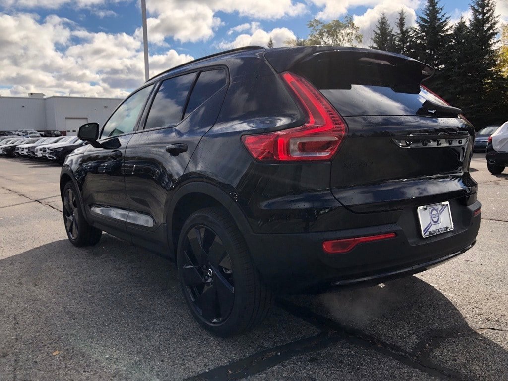 New 2026 Volvo XC40 B5 Ultra w/ Protection Package Premier AWD/4WD image 4