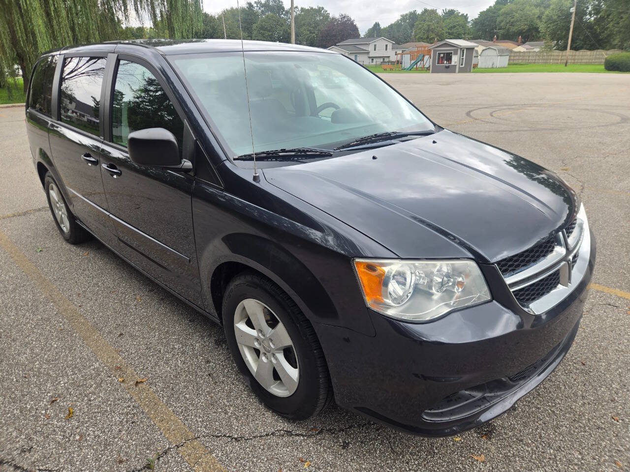 Used 2013 Dodge Grand Caravan SE FWD image 14