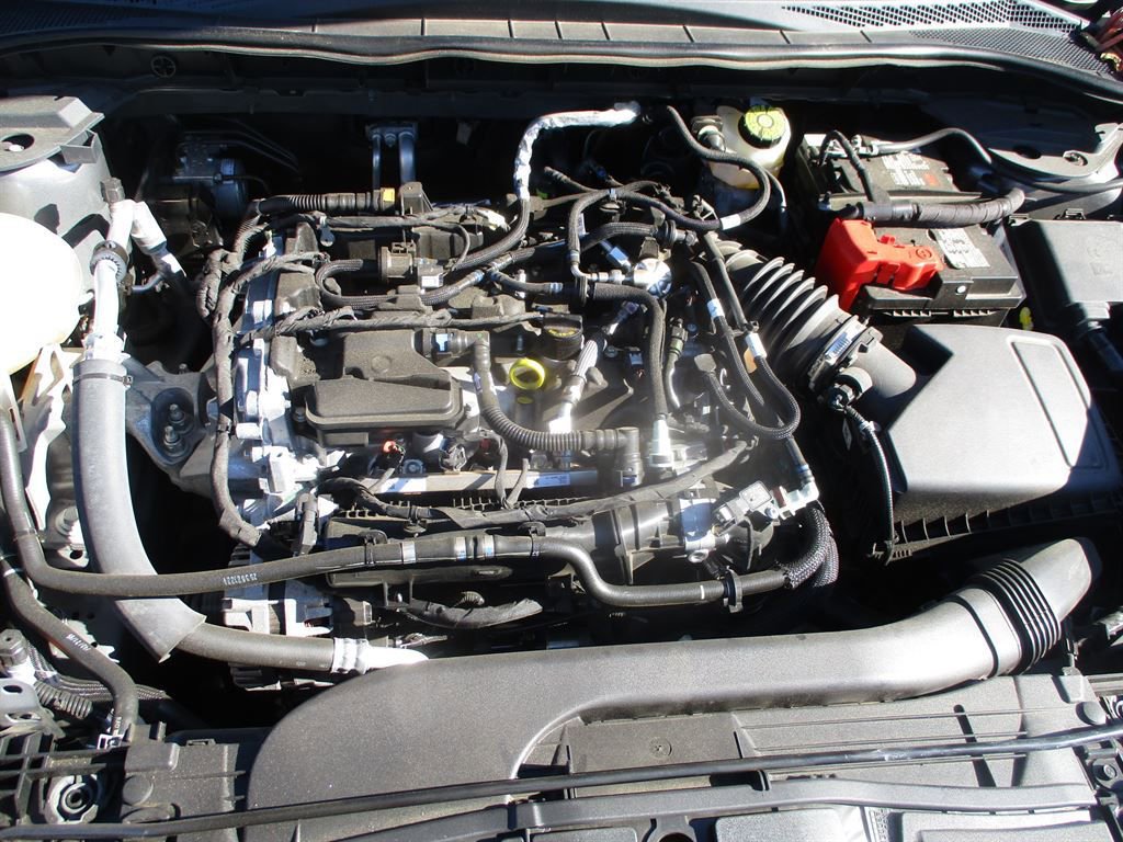 Used 2021 Ford Escape SE w/ SE Sport Appearance Package image 19