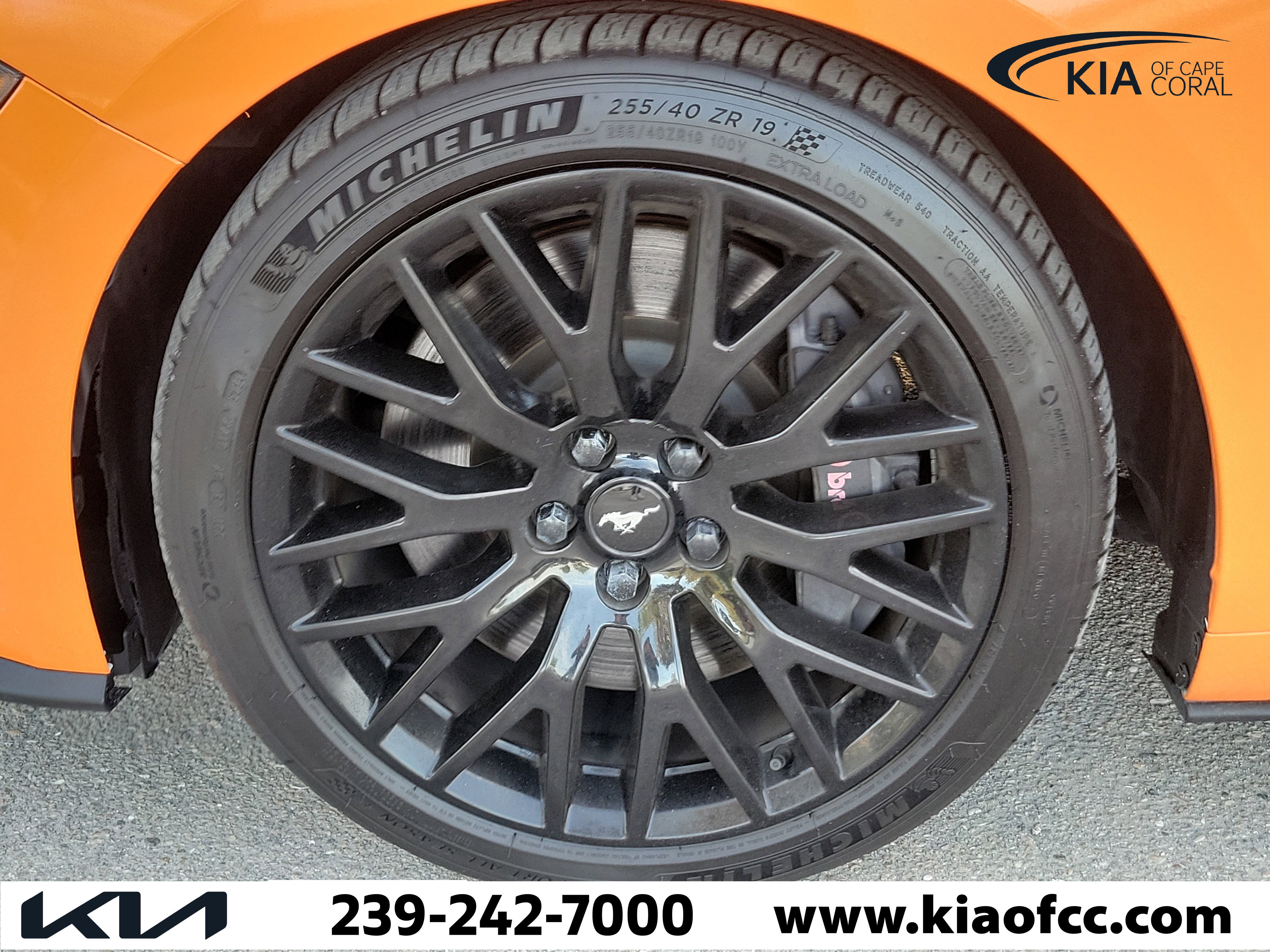 Used 2019 Ford Mustang GT w/ GT Performance Package RWD image 7