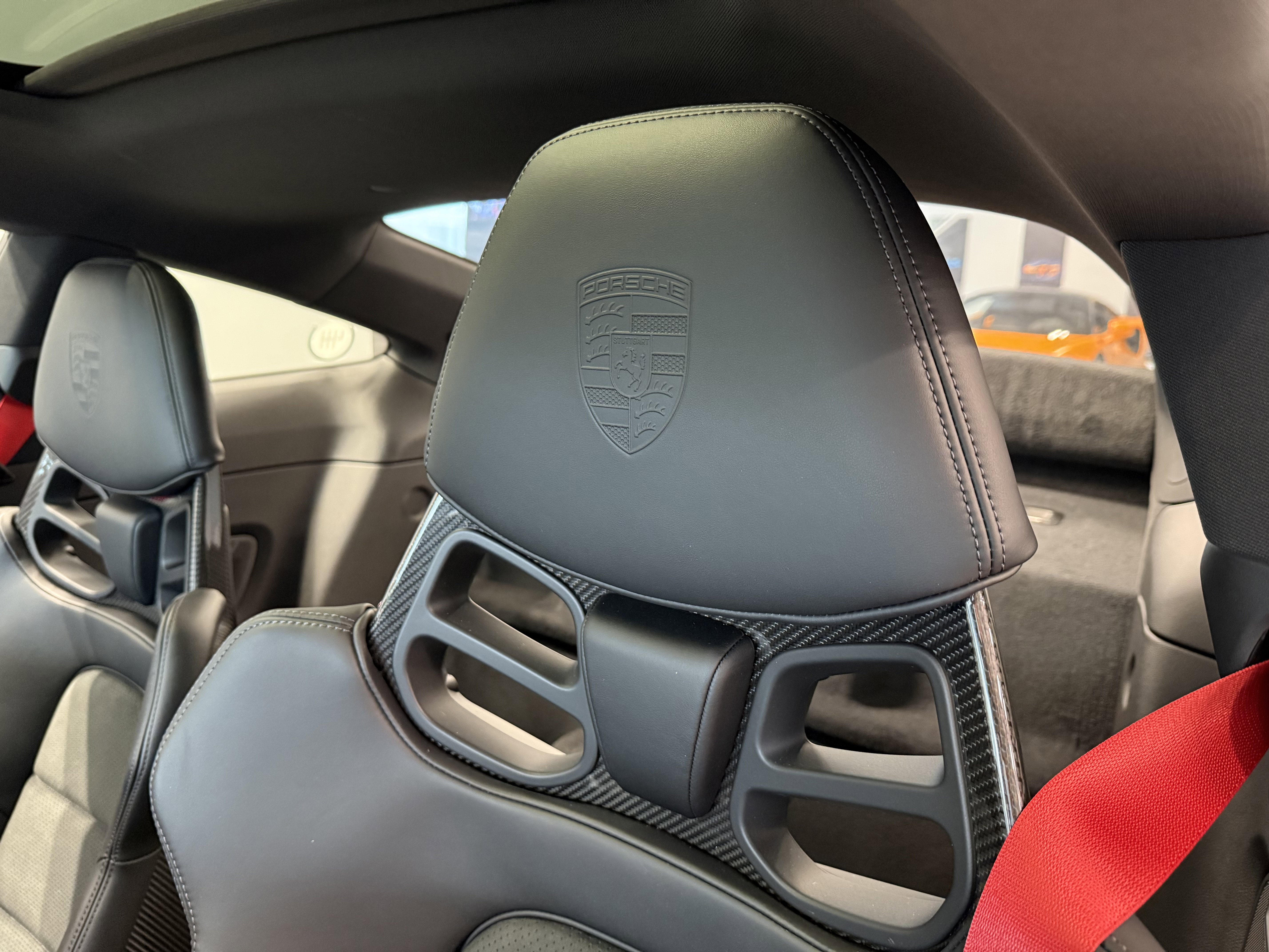 Used 2025 Porsche 911 Carrera RWD image 11