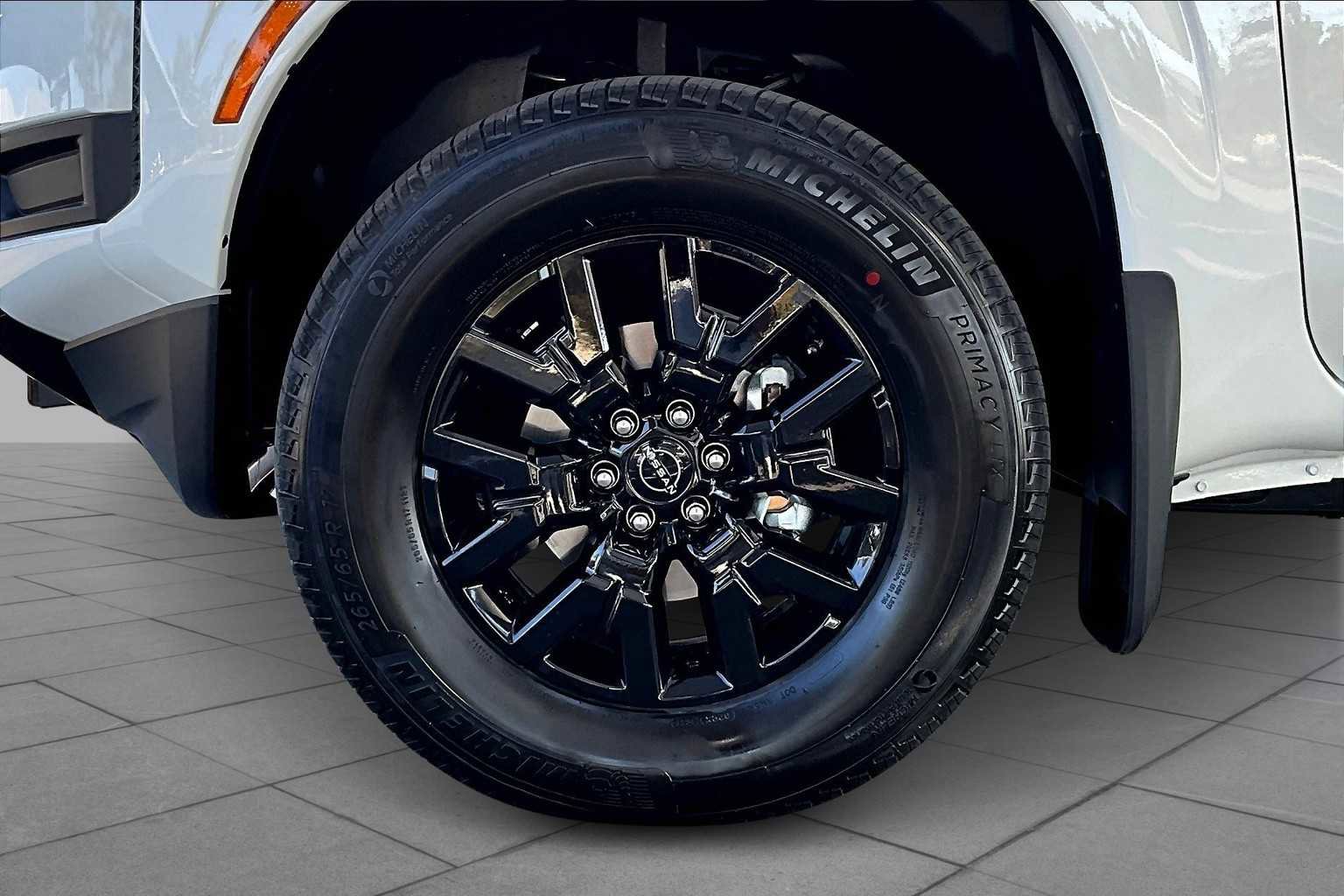 New 2026 Nissan Frontier SV image 11