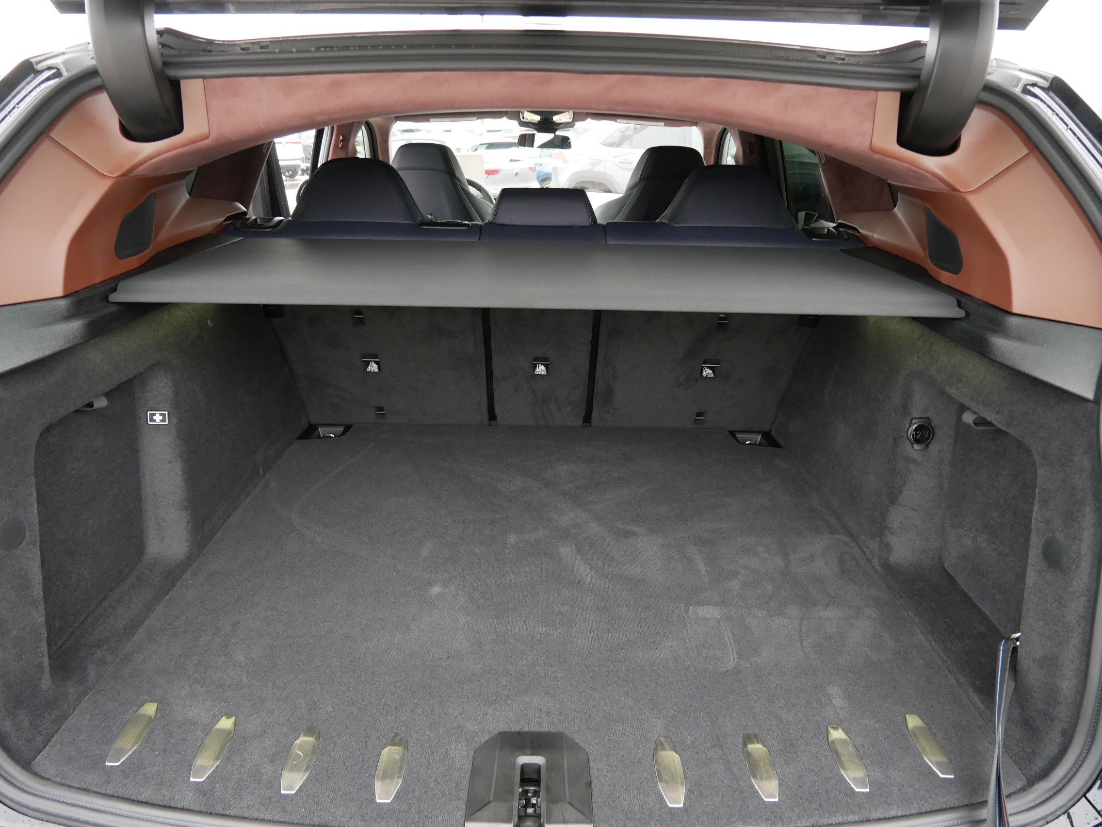 New 2026 BMW XM Label Red image 7