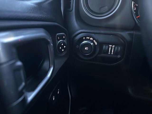 Used 2022 Jeep Wrangler Unlimited Sport image 27