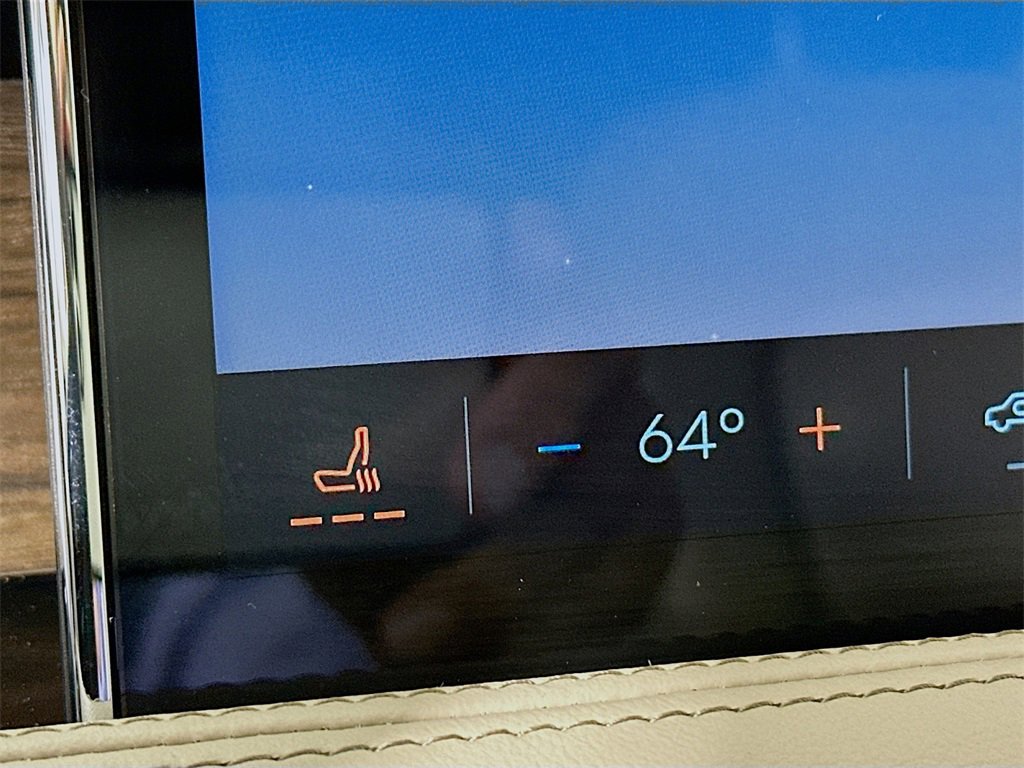 Used 2024 Lincoln Corsair Grand Touring image 19