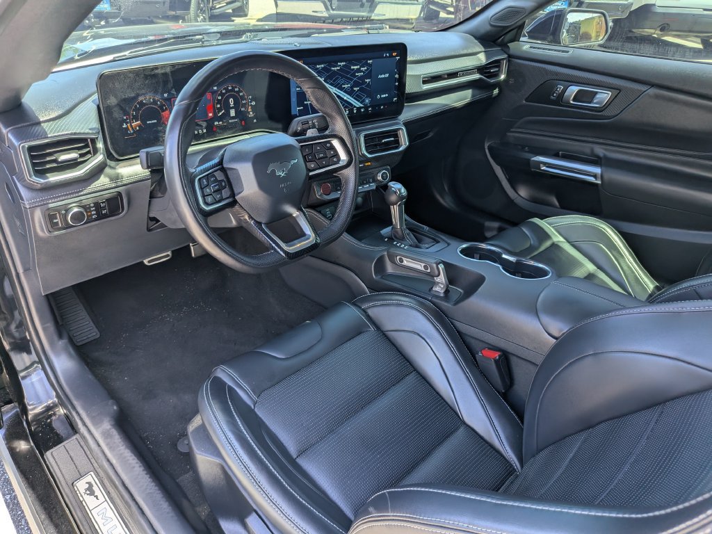 Used 2025 Ford Mustang GT Premium w/ GT Performance Package RWD image 17
