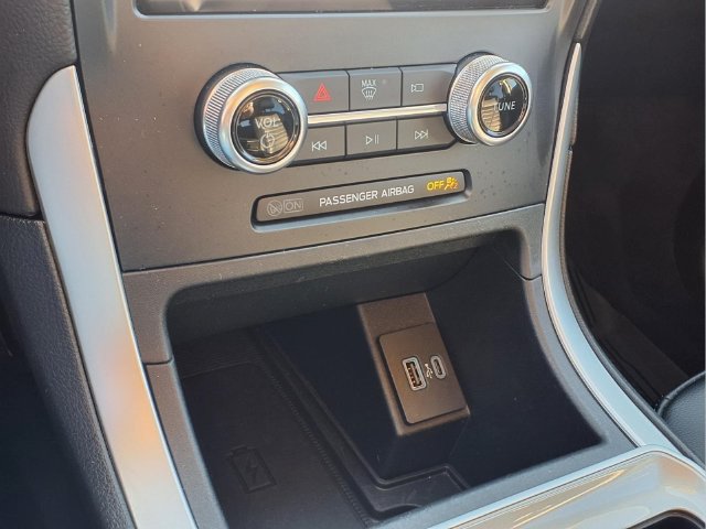 Used 2024 Ford Edge SEL w/ Convenience Package AWD/4WD image 25