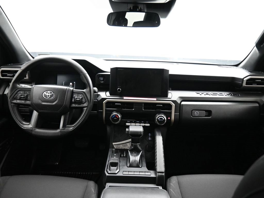 Used 2025 Toyota Tacoma SR image 41