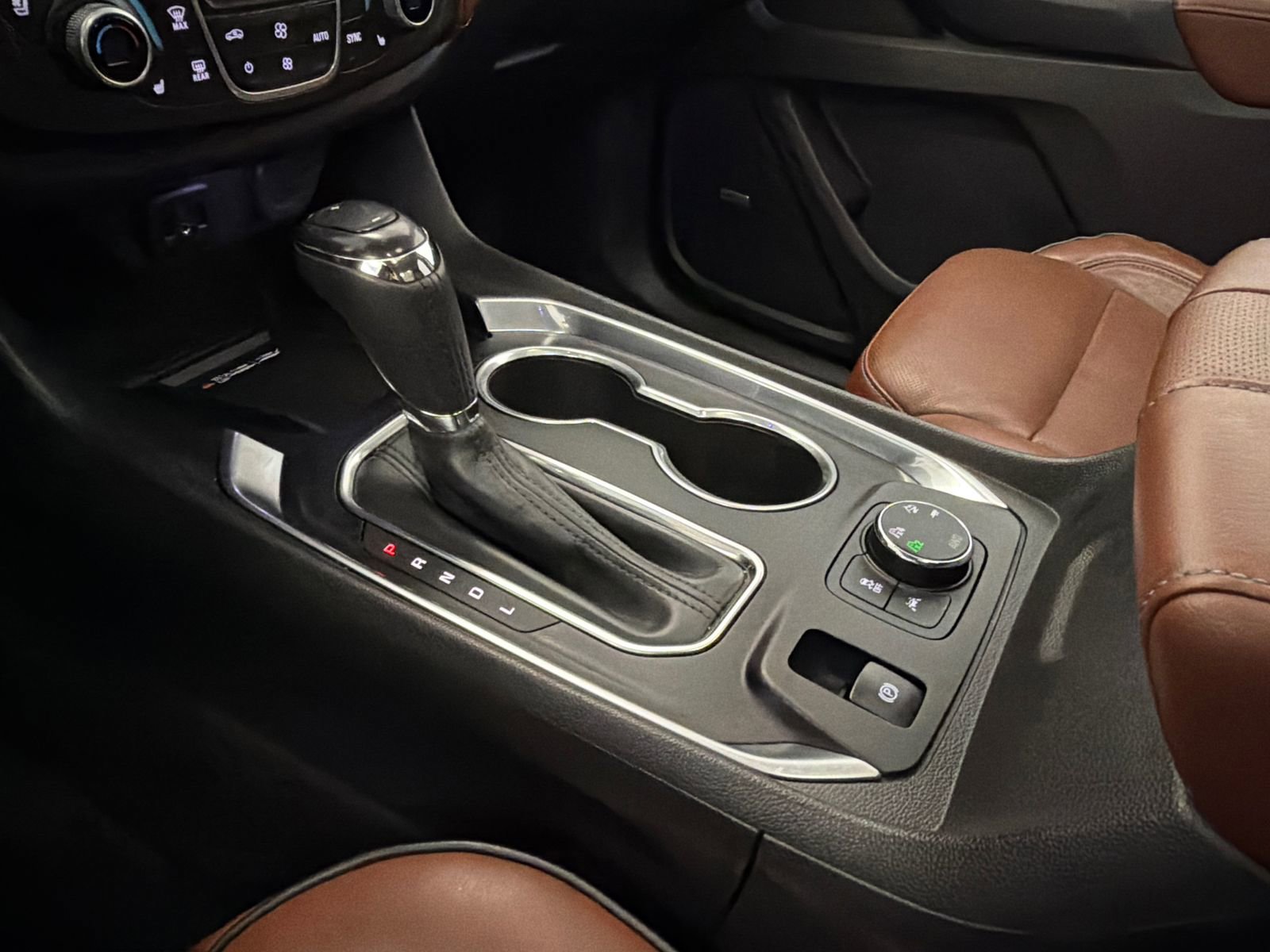 Used 2018 Chevrolet Traverse High Country w/ LPO, Floor Liner Package image 32