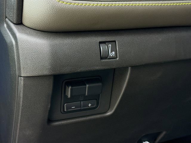 Used 2024 Chevrolet Colorado ZR2 image 12