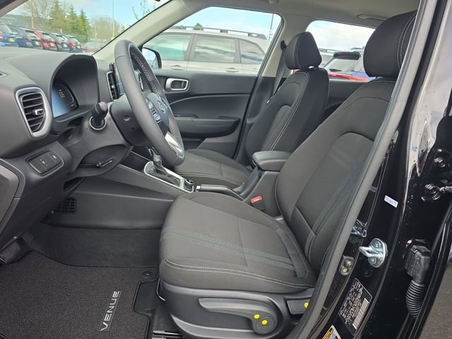 Used 2025 Hyundai Venue SEL image 16