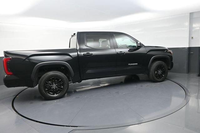 Used 2022 Toyota Tundra SR5 w/ Advanced Technology Package AWD/4WD image 19