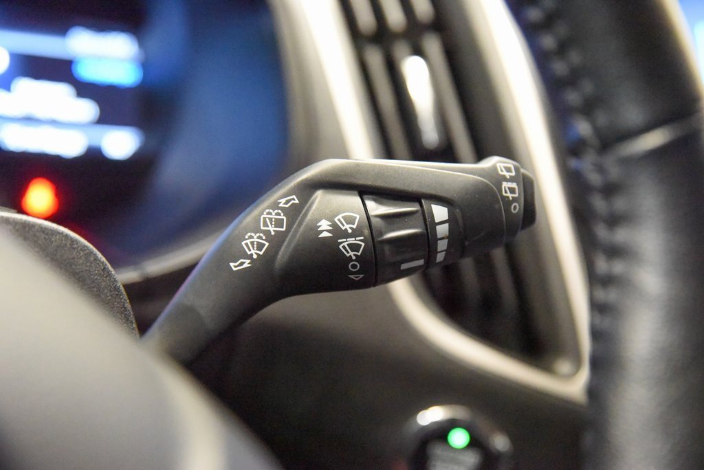 Used 2024 Ford Edge SEL image 23